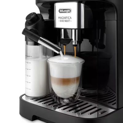 4. Ekspres ciśnieniowy DeLonghi ECAM 310.60.GB