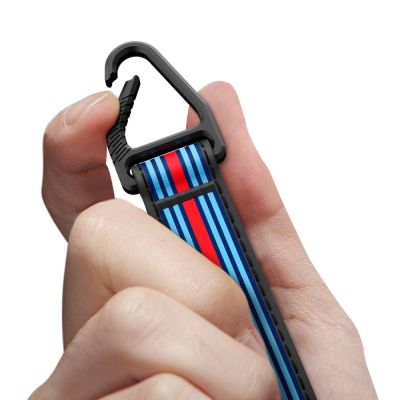 6. Etui Spigen Porsche Key Fob Cover PK100 na klucze samochodowe - czarne