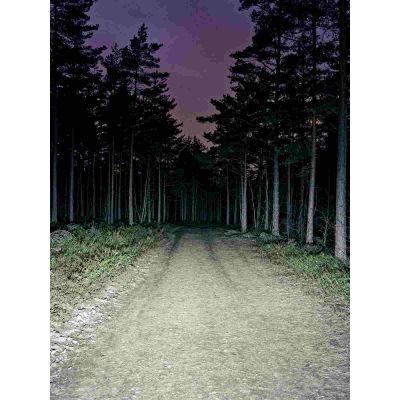 5. Lampka rowerowa BOOKMAN Volume Front 800