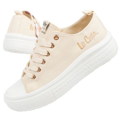 2. Buty Lee Cooper W LCW-24-44-2462L