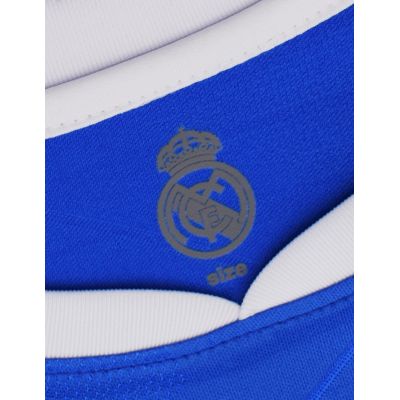 6. Real Madryt Vinicius komplet koszulka spodenki junior box RM25B3V