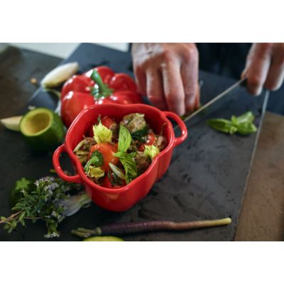 8. Mini Cocotte okrągły papryka STAUB 40500-325-0 - czerwony 470 ml