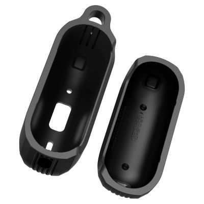 11. Etui Spigen Rugged Armor na Apple AirPods Pro 1 / 2 - czarny mat