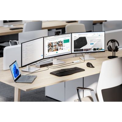 17. Kensington Stacja dokująca SD5000T5 EQ Thunderbolt 5 z potrójnym 4K i PD 140 W — Windows/macOS