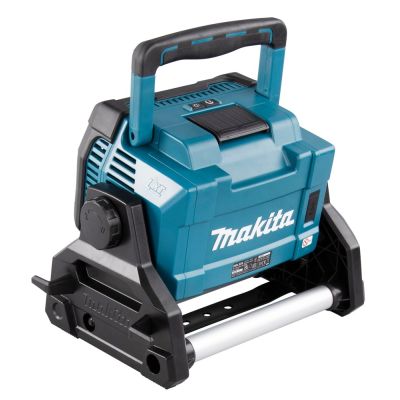 3. Makita DML809 lampa LED