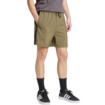 10. Spodenki adidas Essentials 3-Stripes Chelsea M JW1901