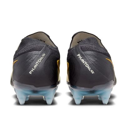 6. Buty piłkarskie Nike Phantom GX II Elite SG M FJ2586-100