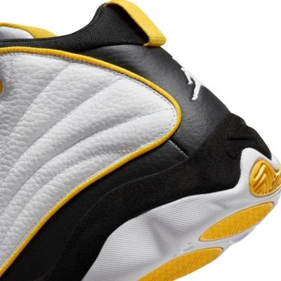 8. Buty Nike Jordan Pro Strong M DC8418-107
