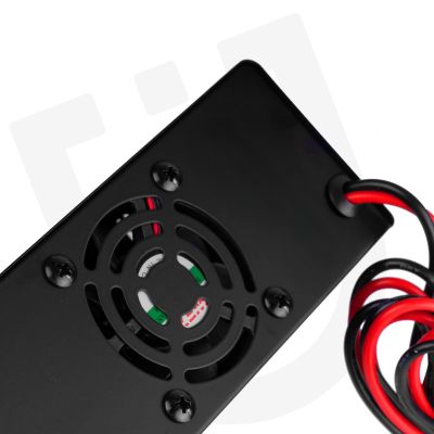 5. Prostownik mikroprocesorowy samochodowy 10A 6-150 Ah 2-24 V W14018 WUBER