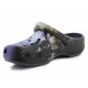 4. Klapki Crocs Classic Meta Scape Clog U 208455-4EA
