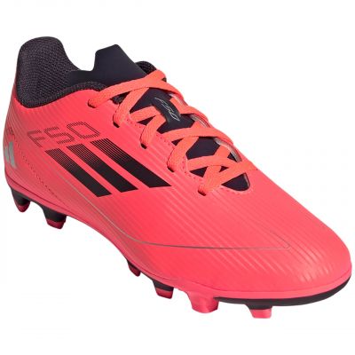 10. Buty piłkarskie adidas F50 Club FxG Jr IF1379