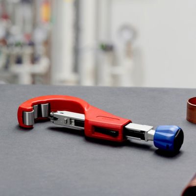 49. Knipex 90 31 03 BK ręczne narzędzie do cięcia rur Obcinak do rur