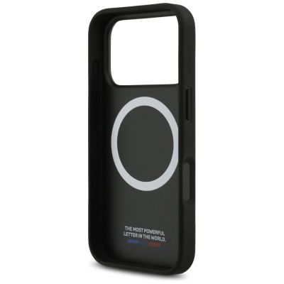7. Etui BMW M Carbon Tricolor Line MagSafe na iPhone 17 Pro - czarne