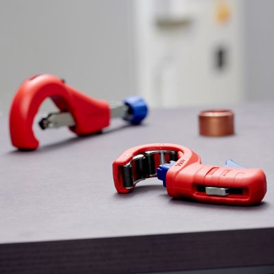 18. Knipex 90 23 01 BK ręczne narzędzie do cięcia rur Obcinak do rur