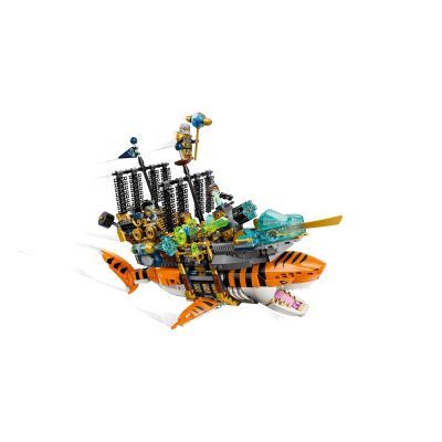 4. LEGO DREAMZzz 71515 Tiger shark tank
