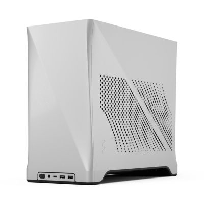 13. Fractal Design Era 2 Mini Tower Srebrny