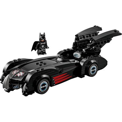 3. LEGO DC Super Heroes 76333 - Batmobil z filmu Batman i Robin