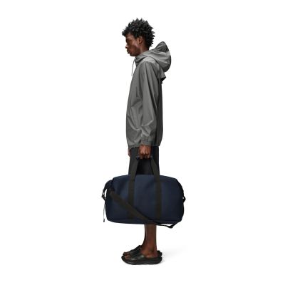 4. Rains torba podróżna 27x52x26 cm 37 L RAINS HILO WEEKEND BAG W3 14200 47 NAVY