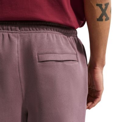 5. Spodnie męskie Nike Club BB Jogger brązowe FN3787 502