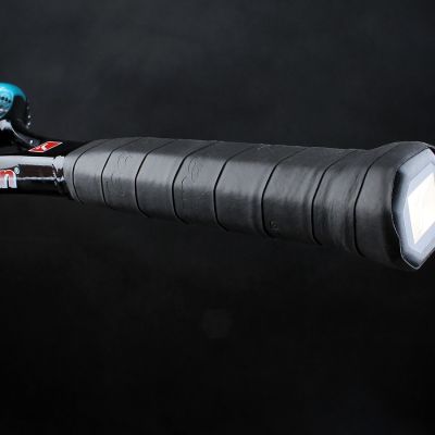4. Rakieta tenisowa Techman 8002