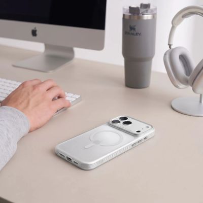 5. Etui Tech-Protect MagPrime MagSafe CC na iPhone 18 Pro Max / 17 Pro Max - szare matowe