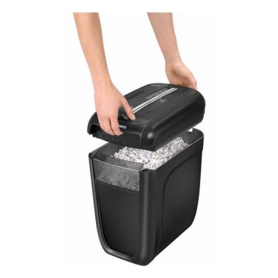 8. Fellowes Niszczarka osobista Powershred 60Cs 22L