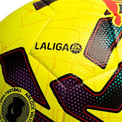 3. Piłka Puma Orbita LaLiga 1 Replica 084633-02