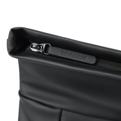 22. Rivacase Eden plecak Plecak rolowany Czarny Poliester, Skóra woskowana (Pull Up)