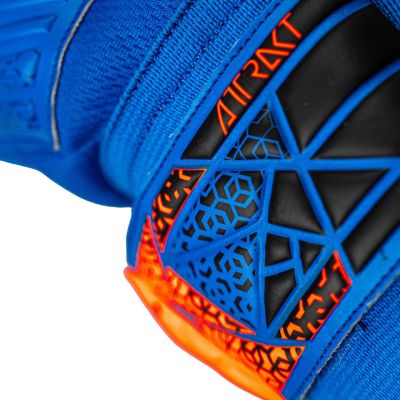 14. Rękawice bramkarskie Reusch Attrakt Starter Solid Jr 5572514 4467