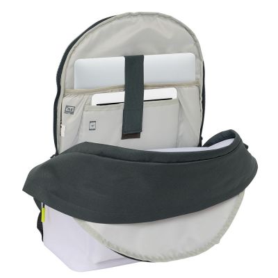 4. Plecak sportowy Real Madryt z USB i z miejscem na laptopa double backpack 612554820