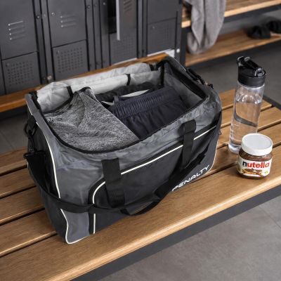 5. TORBA SPORTOWA PENALTY BAG MALA GYM S11 MEDIUM CZARNA