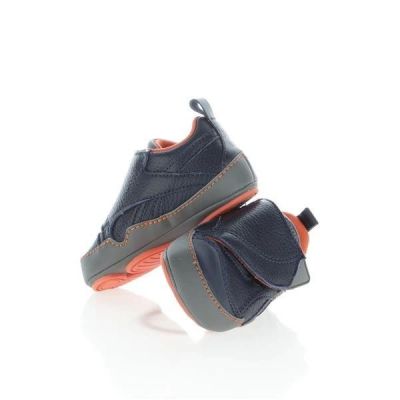 20. REEBOK ULTRA VERSAFLEX CRIB J19473