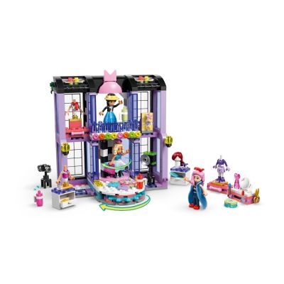 4. LEGO Friends 42685 Pokaz mody w Heartlake