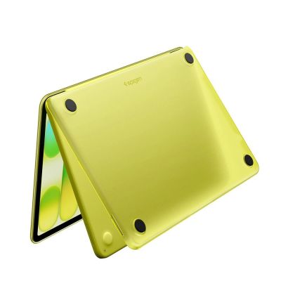 5. Etui Spigen AirSkin na MacBook Neo 13" 2026 - żółte matowe