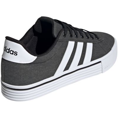 9. Buty adidas Daily 4.0 IF4496
