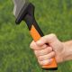 10. Siekiero-maczeta FISKARS Solid