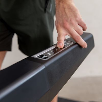 28. FLOW FITNESS BIEŻNIA ELEKTRYCZNA RUNNER DTM2500
