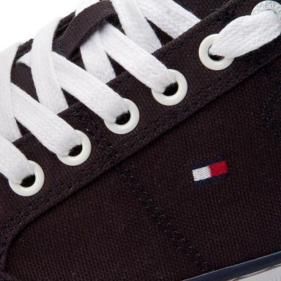 8. Buty Tommy Hilfiger Harrington 5D2 M FM0FM00543-403