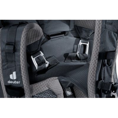 3. Plecak turystyczny Deuter Aircontact Pro 85+10 337032570000