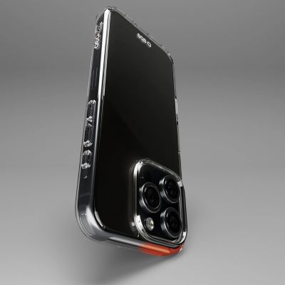 4. Etui SBS Extreme Active D3O do iPhone 16 Pro Max - przezroczyste