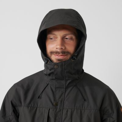 10. Kurtka z kapturem zimowa męska Fjällräven Skogsö Jacket M outdoorowa ocieplana szara (F81698-030)