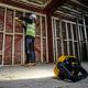 6. Lampa Led Aku 18V DCL077-XJ DEWALT