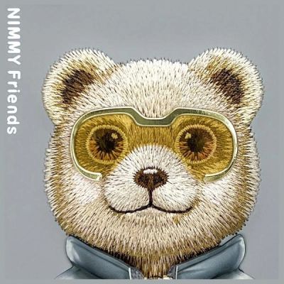 10. Etui Nimmy Cool&Cute 2.0 Bear do iPhone 15 Pro Max - szare