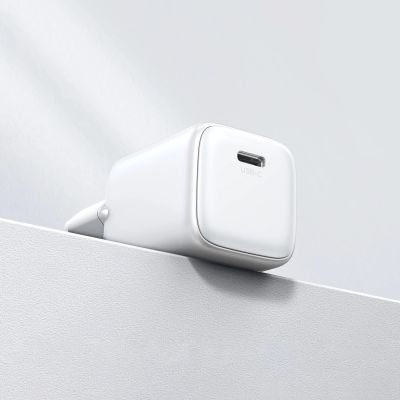7. Ładowarka Ugreen Nexode mini CD318 15324 sieciowa GaN 20W USB-C  PD 3.0 / QC 4.0 - biała