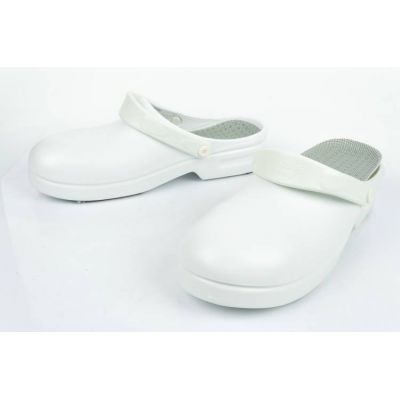 7. Buty robocze medyczne Safeway AD811