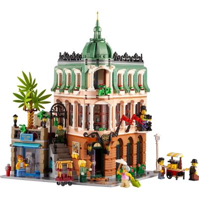 3. LEGO Creator Expert 10297 Hotel butikowy