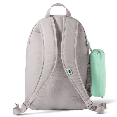 3. Plecak Nike Elemental BA6032-211