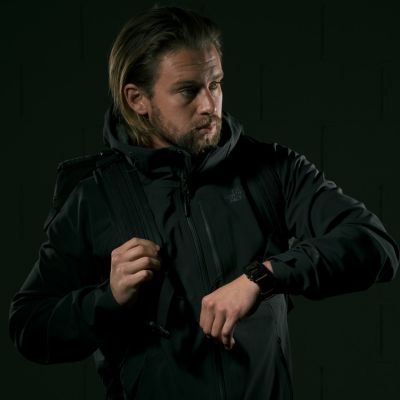 31. Nomad NM1A4RBM00 inteligentne akcesorium osobiste Band Brązowy Skóra