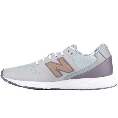 15. Buty New Balance W WRT96PCB