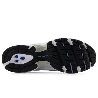14. Buty New Balance MR530RE